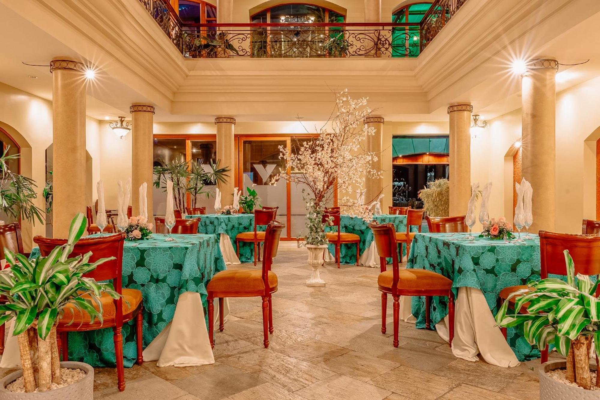 Grand Victoria Boutique Hotel 로하 외부 사진