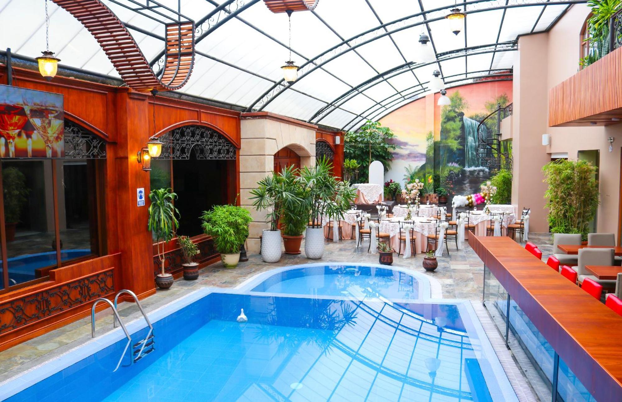 Grand Victoria Boutique Hotel 로하 외부 사진
